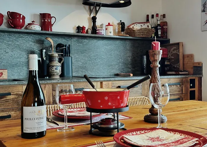 Апартаменти Les Mesanges *