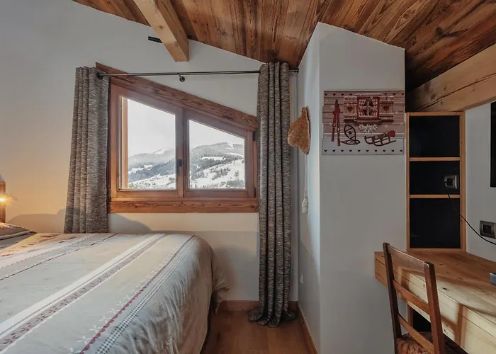 Les Mesanges Apartment *